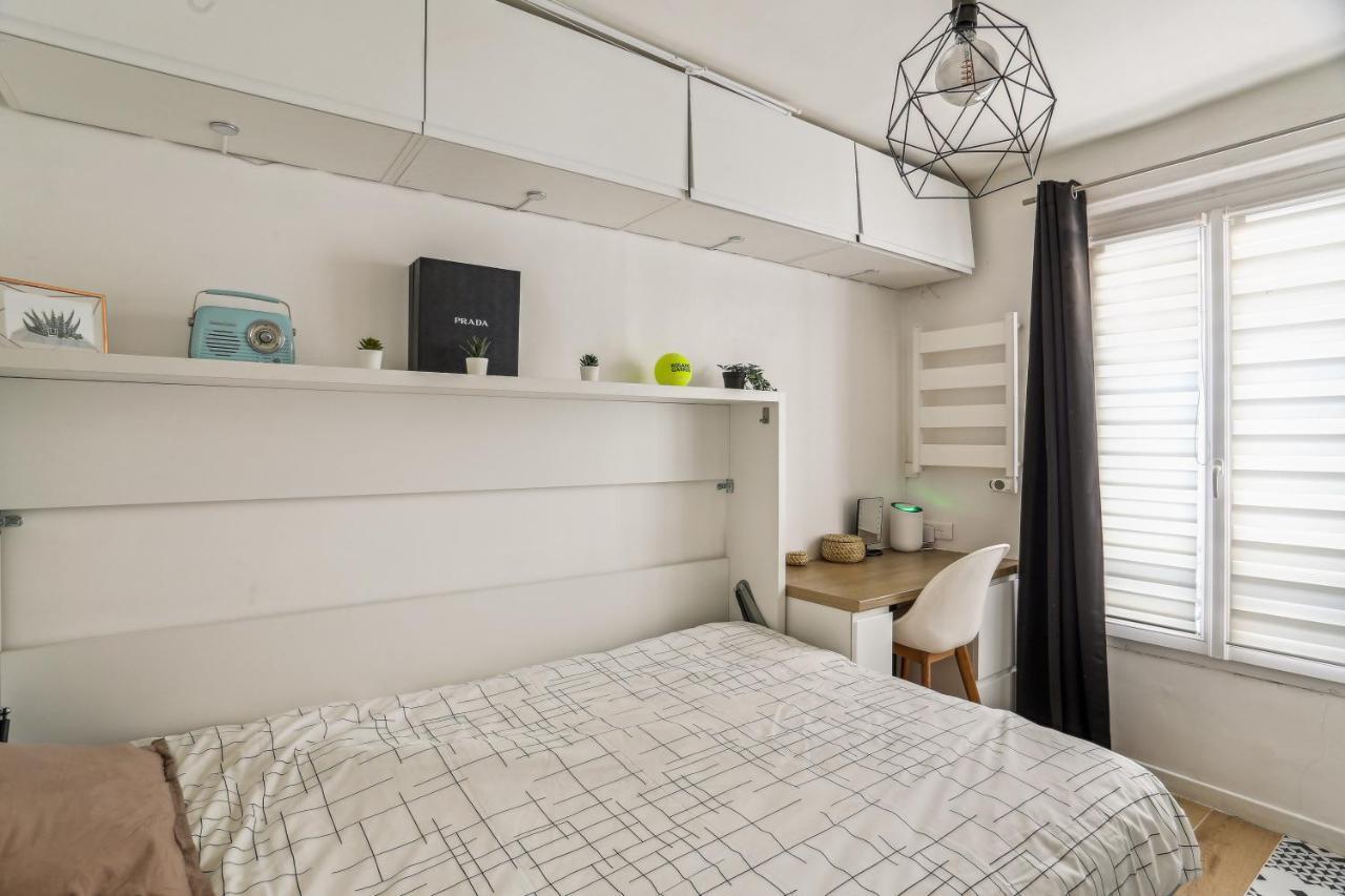 Small Comfortable Studio Near Eiffel Tower Parigi Esterno foto