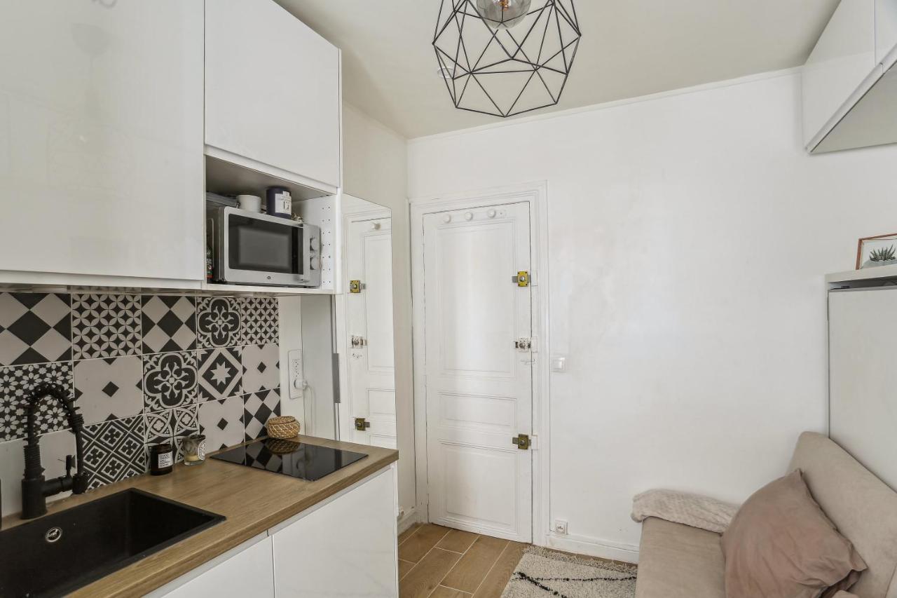 Small Comfortable Studio Near Eiffel Tower Parigi Esterno foto